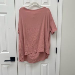Lululemon Back in Action short sleeve t-shirt